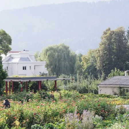 Kreuzschwestern Hall * Hall in Tirol