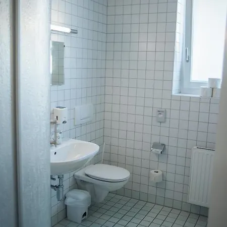 Bed & Breakfast Kreuzschwestern Hall Hall in Tirol