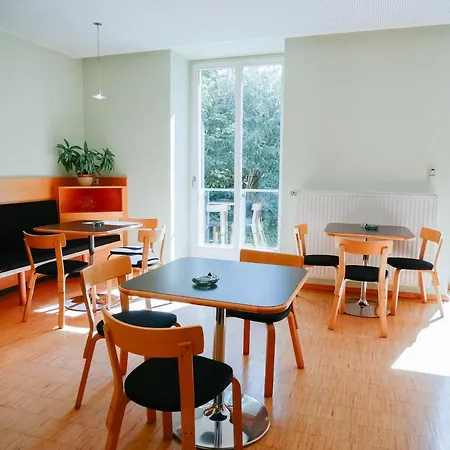 Bed & Breakfast Kreuzschwestern Hall *