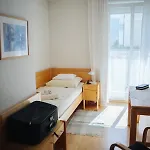 Kreuzschwestern Hall 哈尔-蒂罗尔